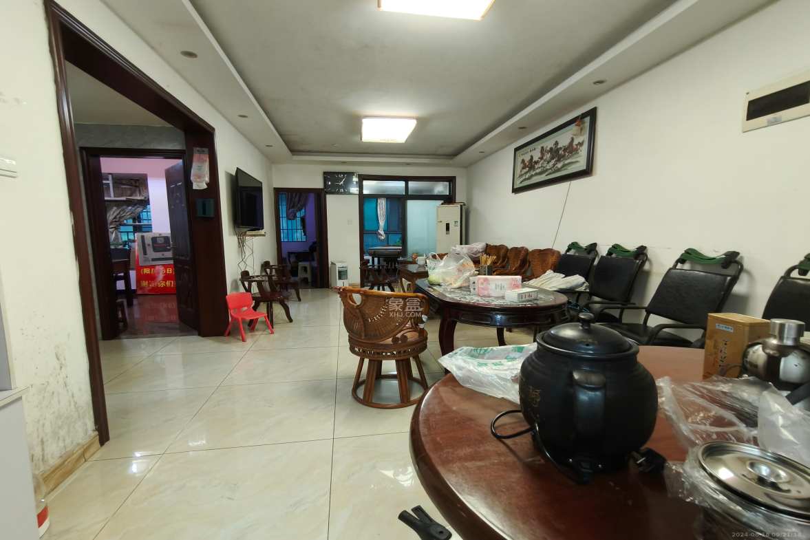 乾城(兴旺乾城) 3室1厅2卫 3000.0元/月 乾城(兴旺乾城) 3室1厅2卫 3000.0元/月室内图