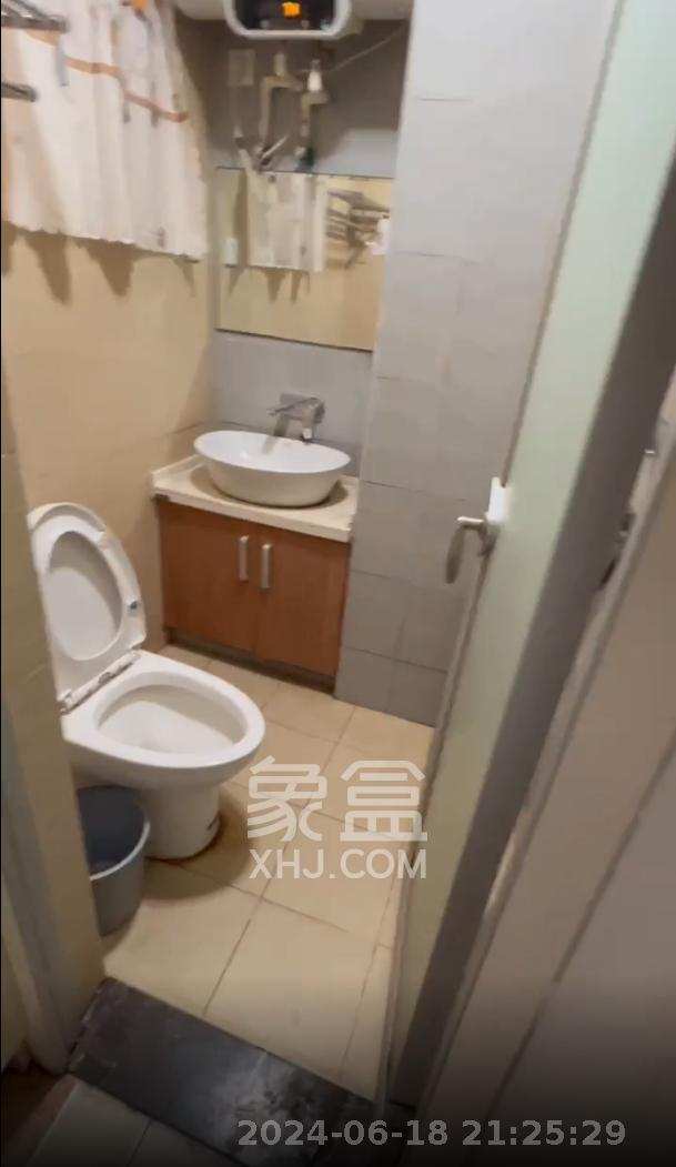 长盛上东区  1室1厅1卫   1800.00元/月室内图