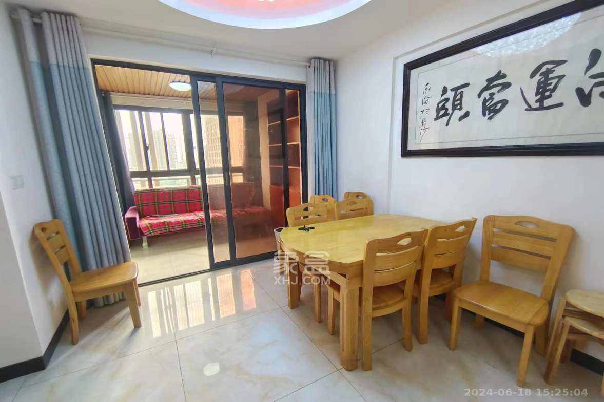 勤诚达新界  3室2厅2卫    1800.0元/月室内图