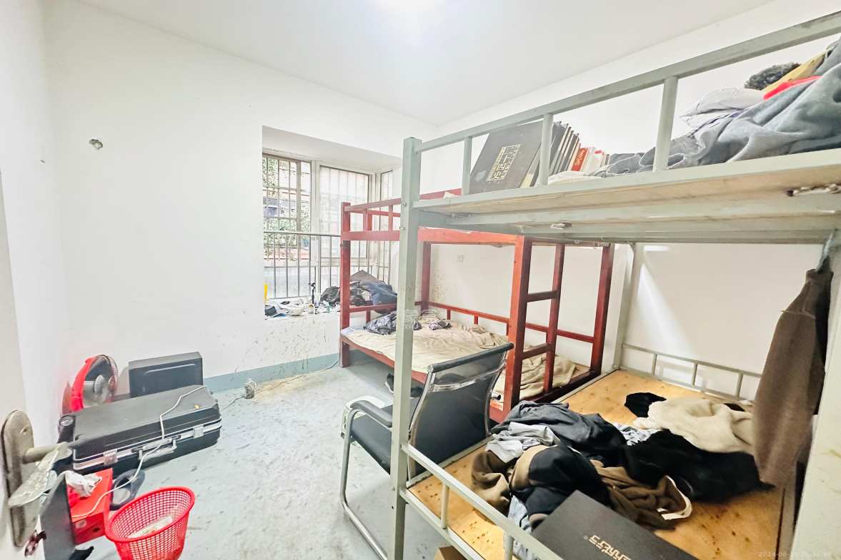 润芳园  5室2厅4卫   3500.00元/月室内图
