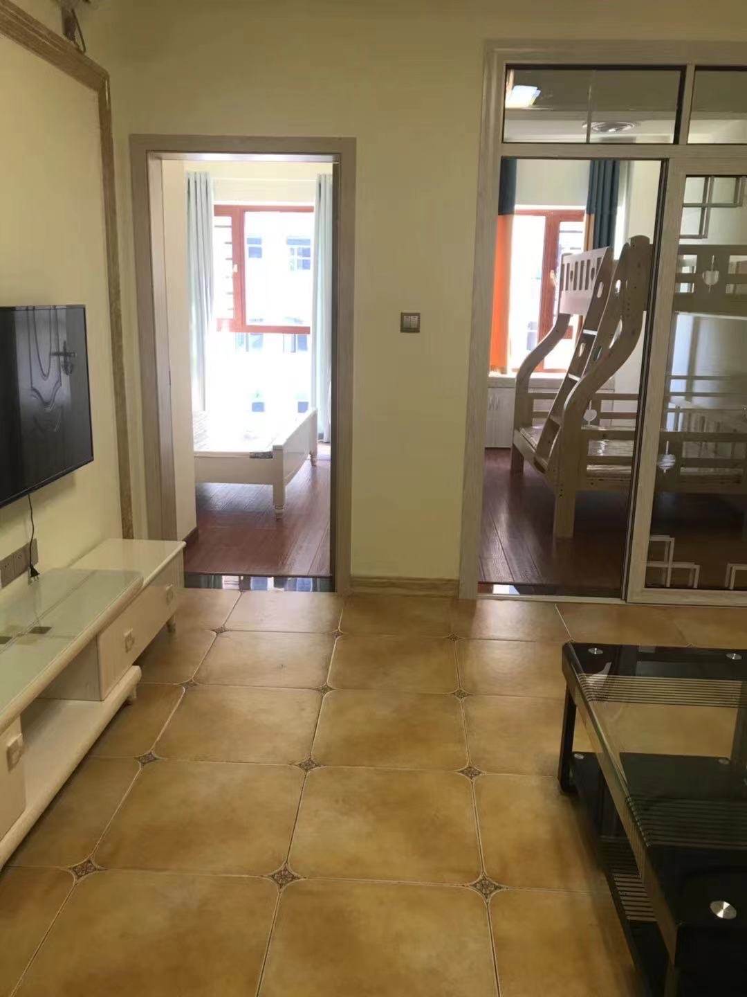 百弘学府城  2室2厅2卫    1300.0元/月室内图