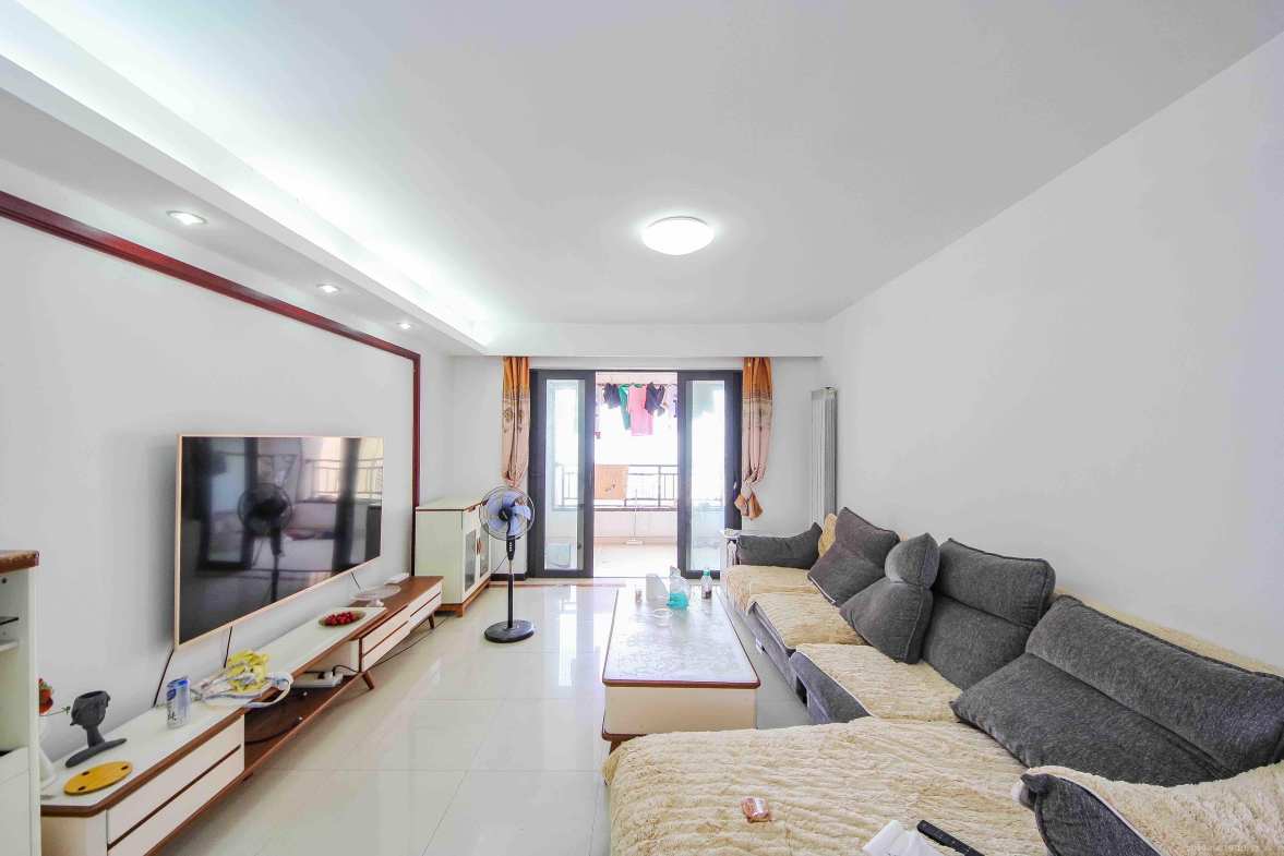 中海国际二期  4室2厅2卫    2200.0元/月 中海国际二期  4室2厅2卫    2200.0元/月室内图