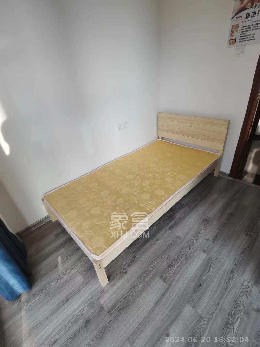 万里时代  3室2厅2卫    2700.0元/月室内图