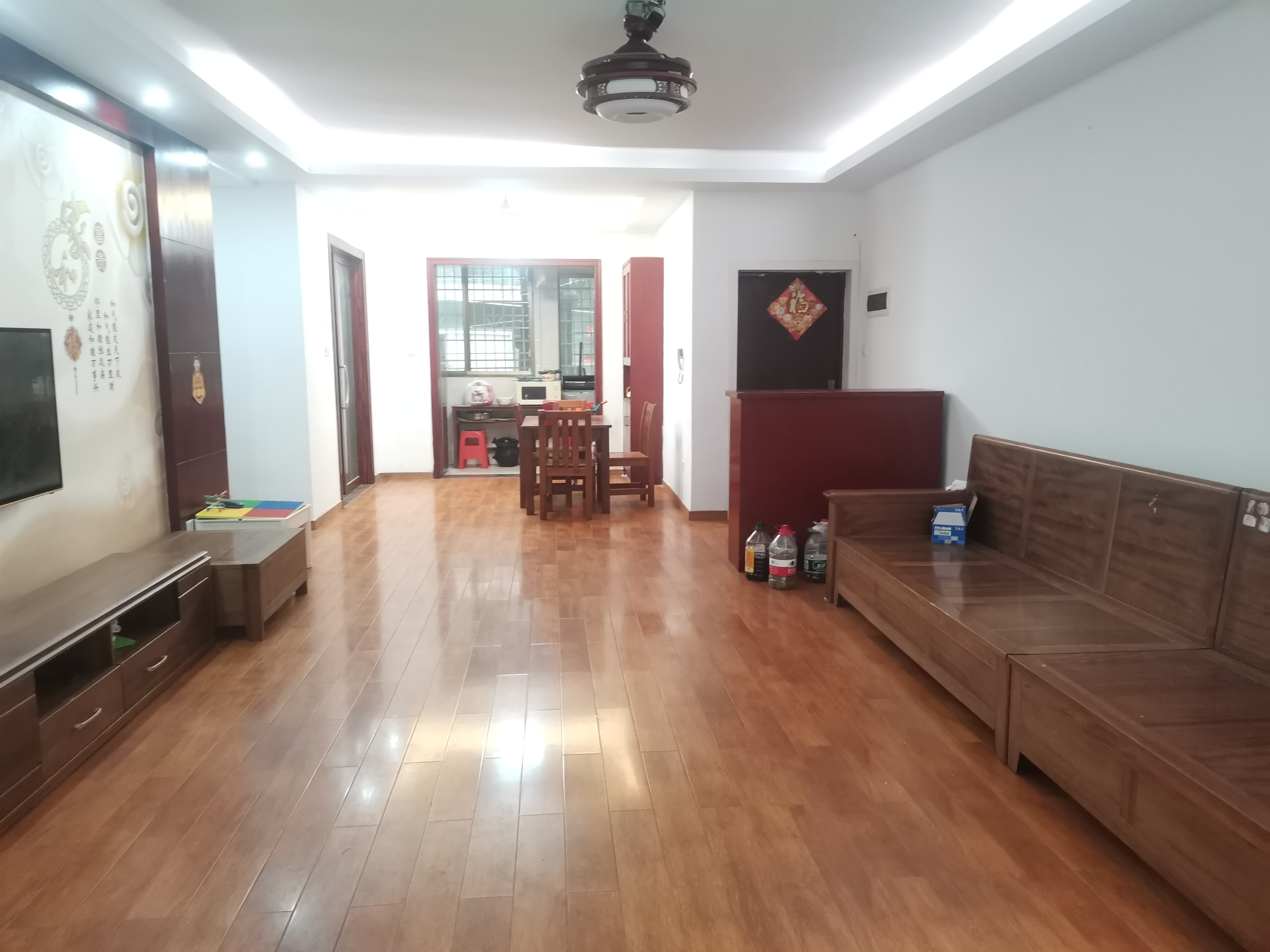 世纪花城  3室1厅2卫    48.0万