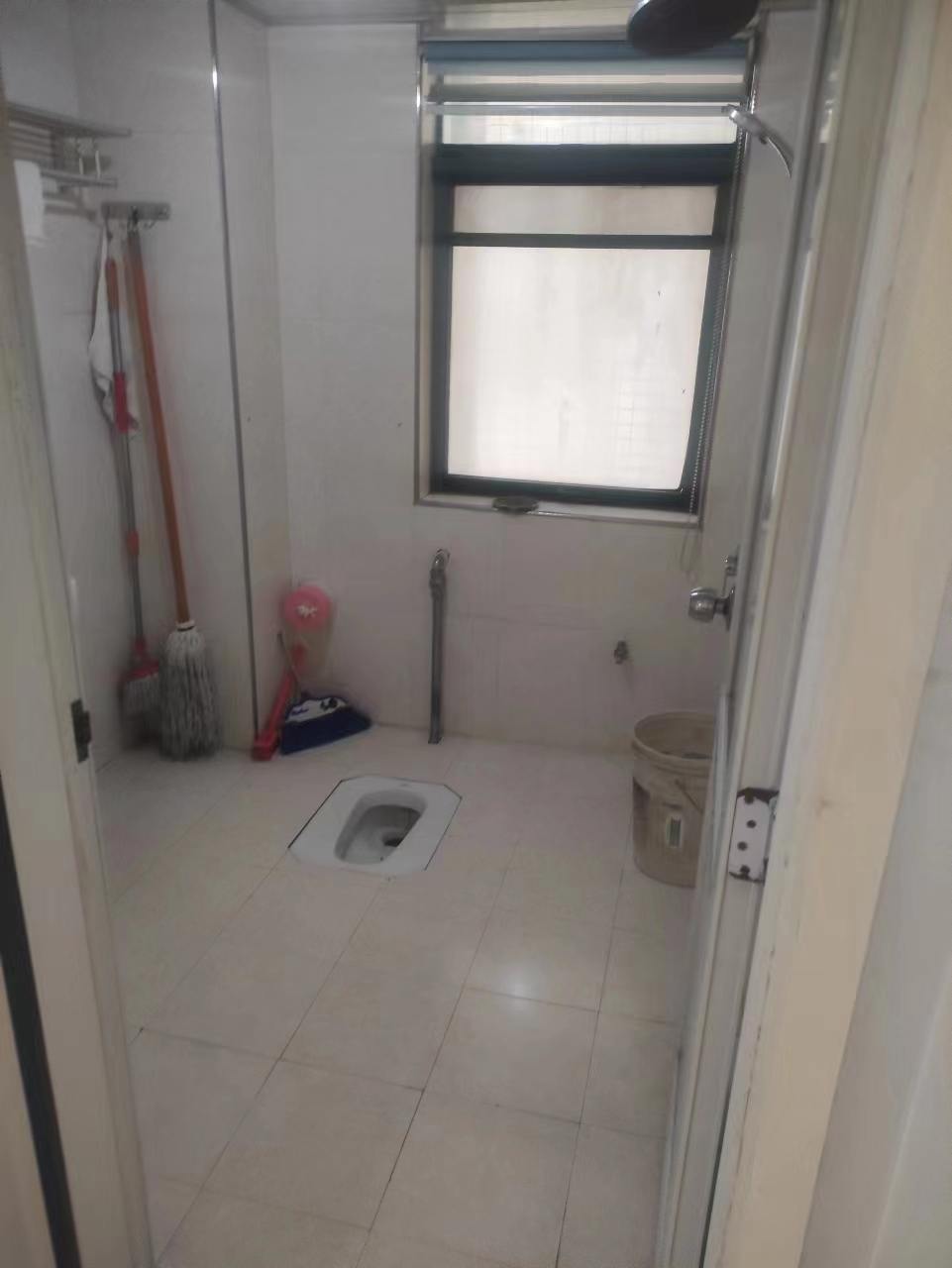 北美阳光城  3室2厅2卫   1400.00元/月室内图