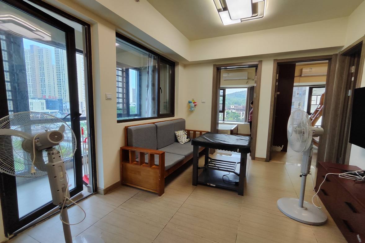 碧桂园翘楚棠 2室1厅1卫 1500.0元/月 碧桂园翘楚棠 2室1厅1卫 1500.0元/月室内图