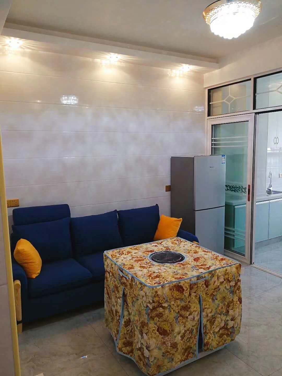 百弘学府城  2室1厅1卫    1300.0元/月