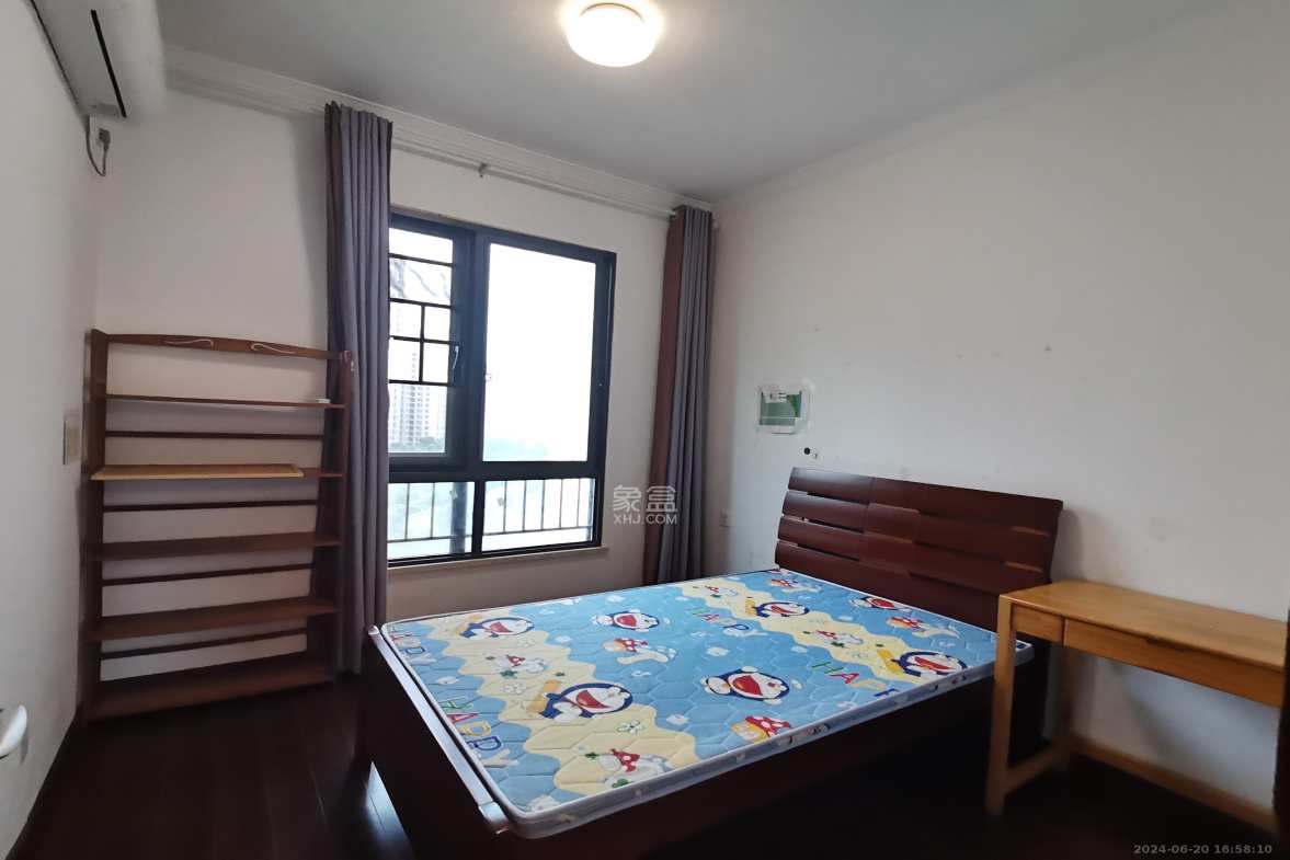 万科里梅溪郡  3室2厅2卫   3300.00元/月室内图