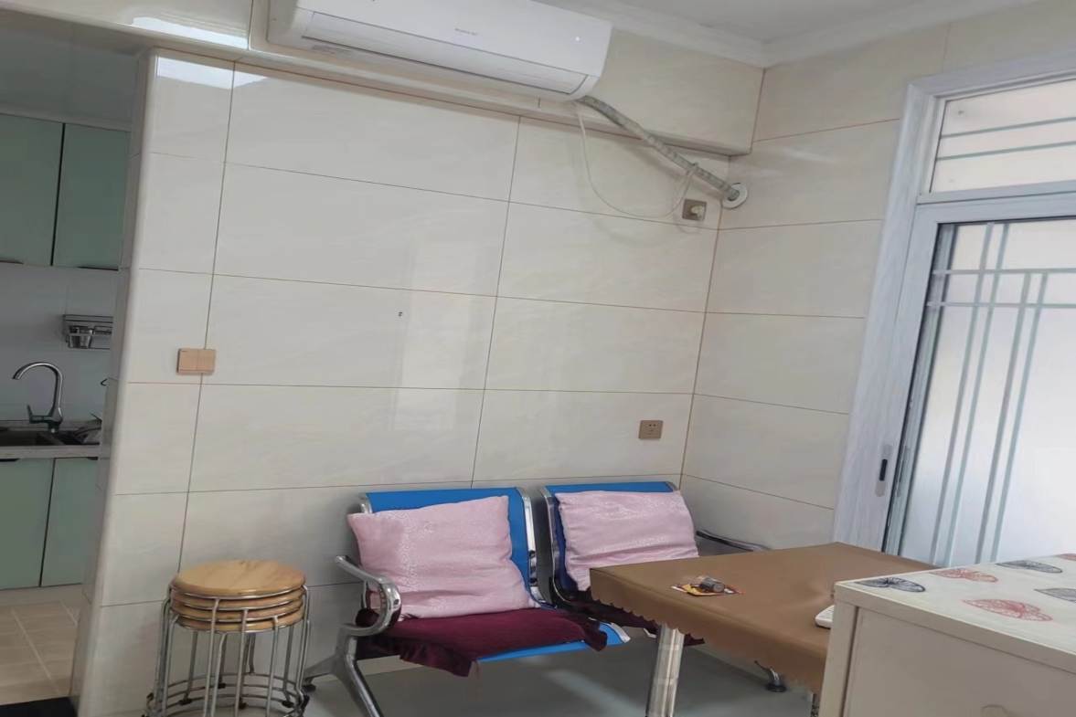 百弘学府城 1室1厅1卫 1000.0元/月 百弘学府城 1室1厅1卫 1000.0元/月室内图