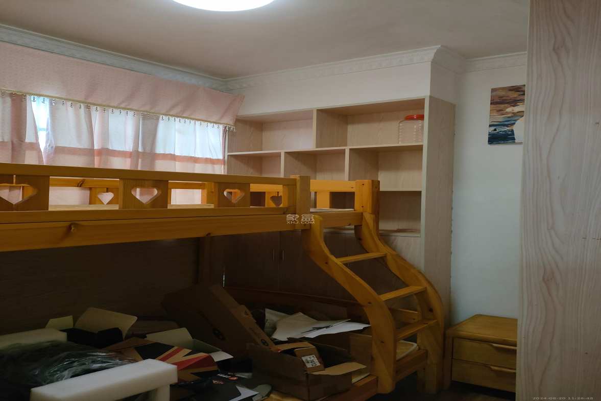 浩龙音乐界 3室2厅1卫 1700.0元/月 浩龙音乐界 3室2厅1卫 1700.0元/月室内图