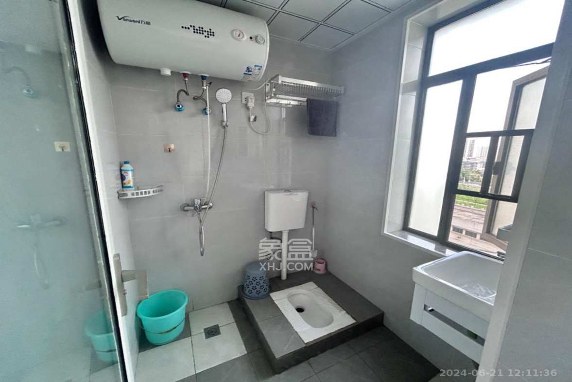 洋湖明园一期  1室1厅1卫    1350.0元/月室内图