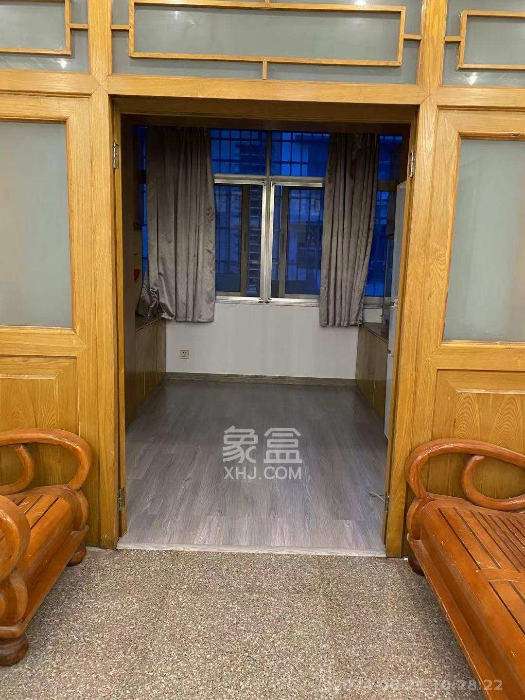 劳动服务宿舍  2室1厅1卫    2200.0元/月室内图1