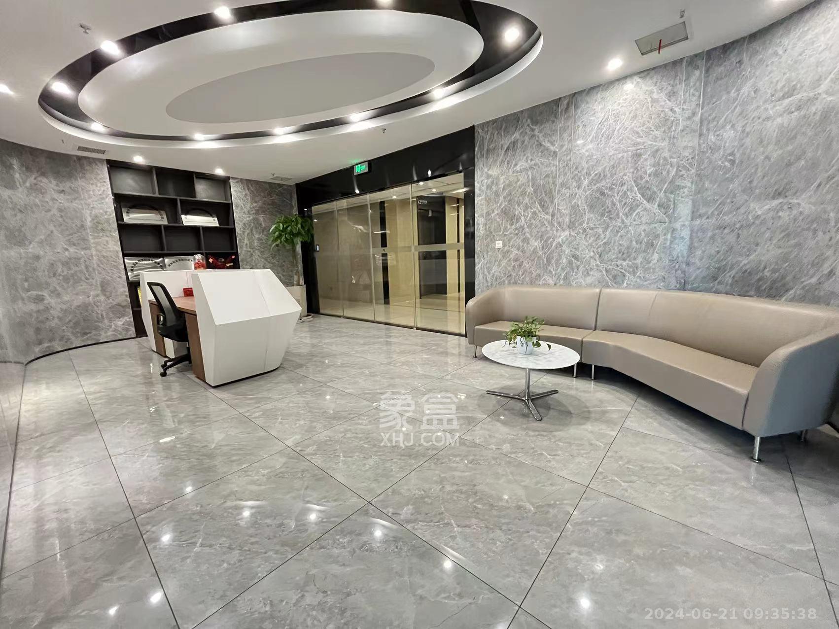 湘江财富金融中心   548.0㎡      42000.0元/月