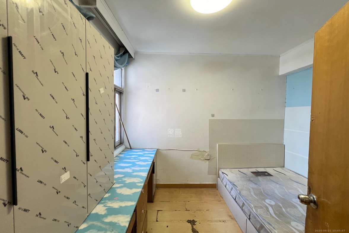 旅泰商住楼  4室1厅1卫   1800.00元/月室内图