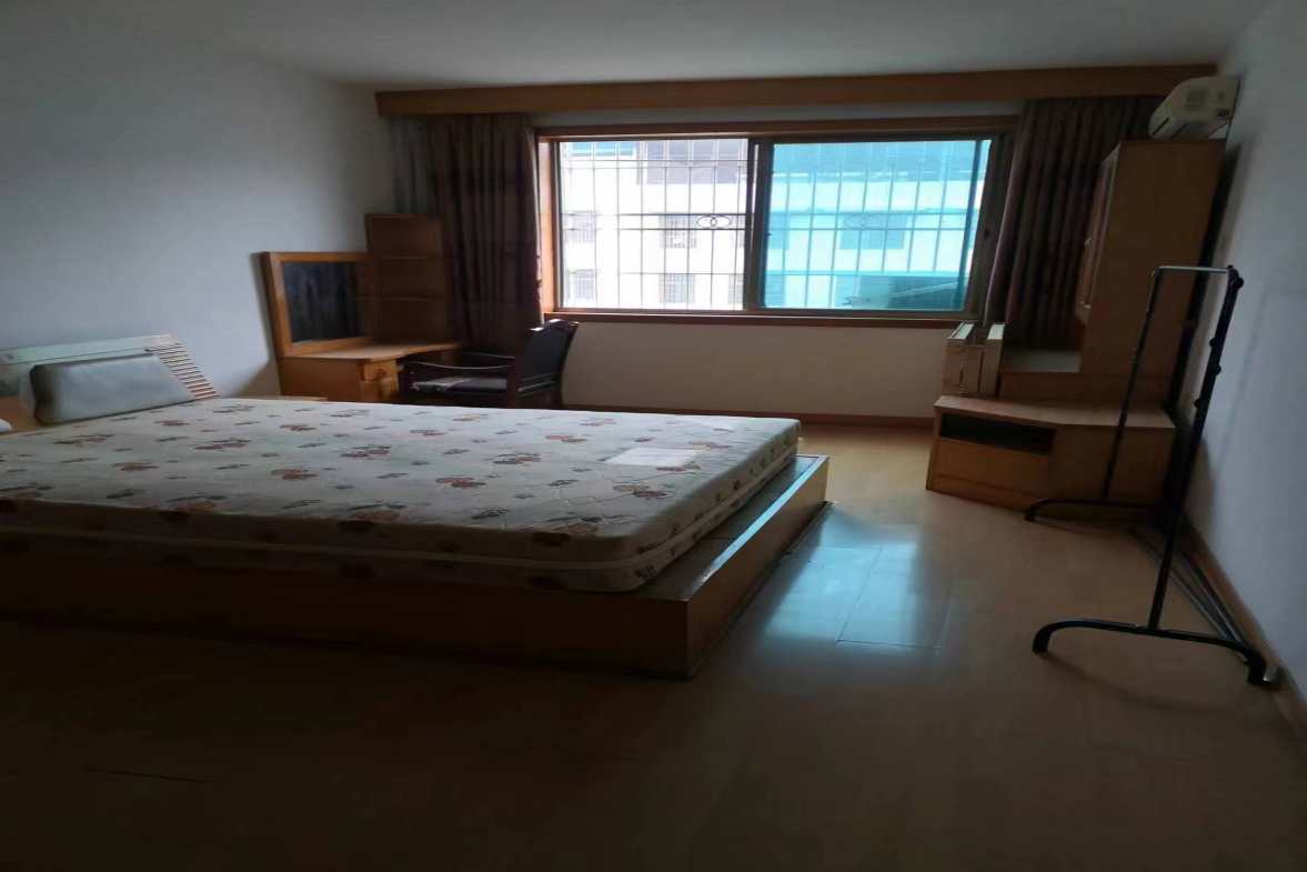 育财农贸市场（民营市场）  3室2厅2卫    800.0元/月室内图