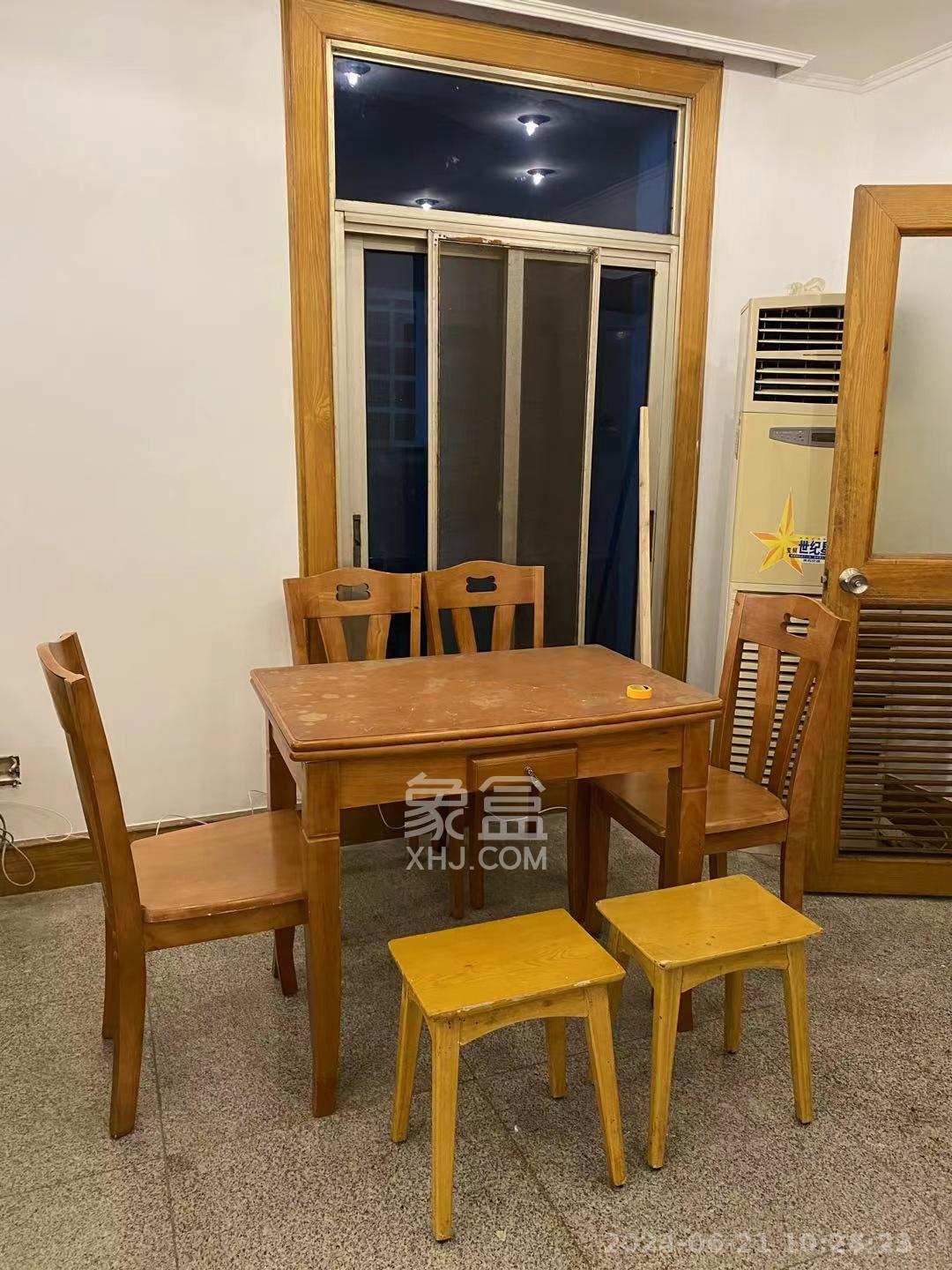 劳动服务宿舍  2室1厅1卫    2200.0元/月室内图