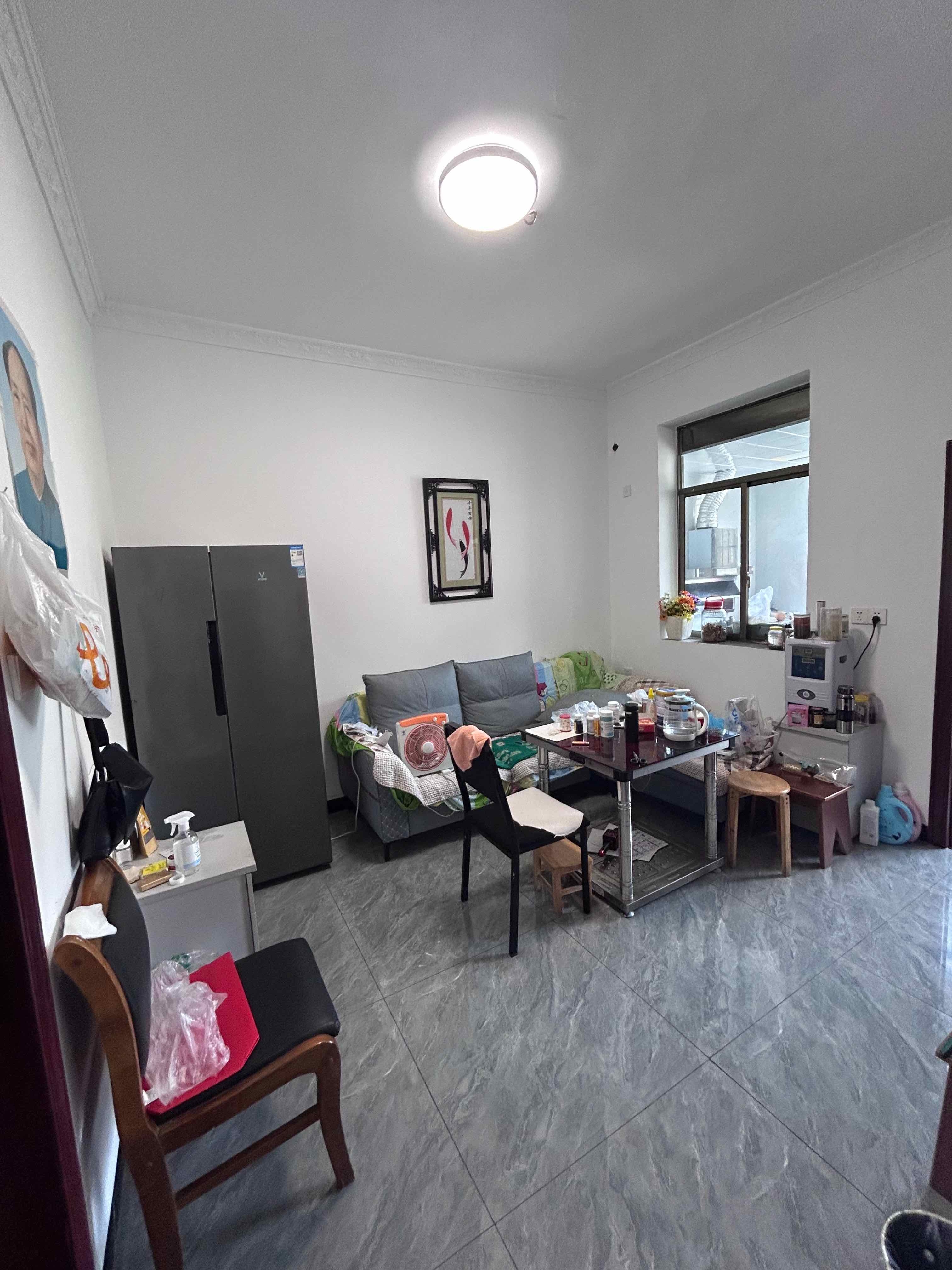 清泉商业街住宅  3室1厅1卫    39.8万