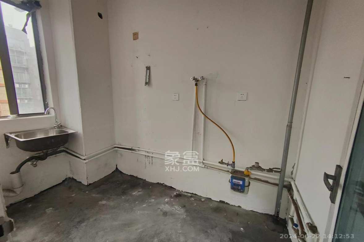 富兴嘉城(富兴汇中央) 3室2厅2卫 2100.0元/月 富兴嘉城(富兴汇中央) 3室2厅2卫 2100.0元/月室内图