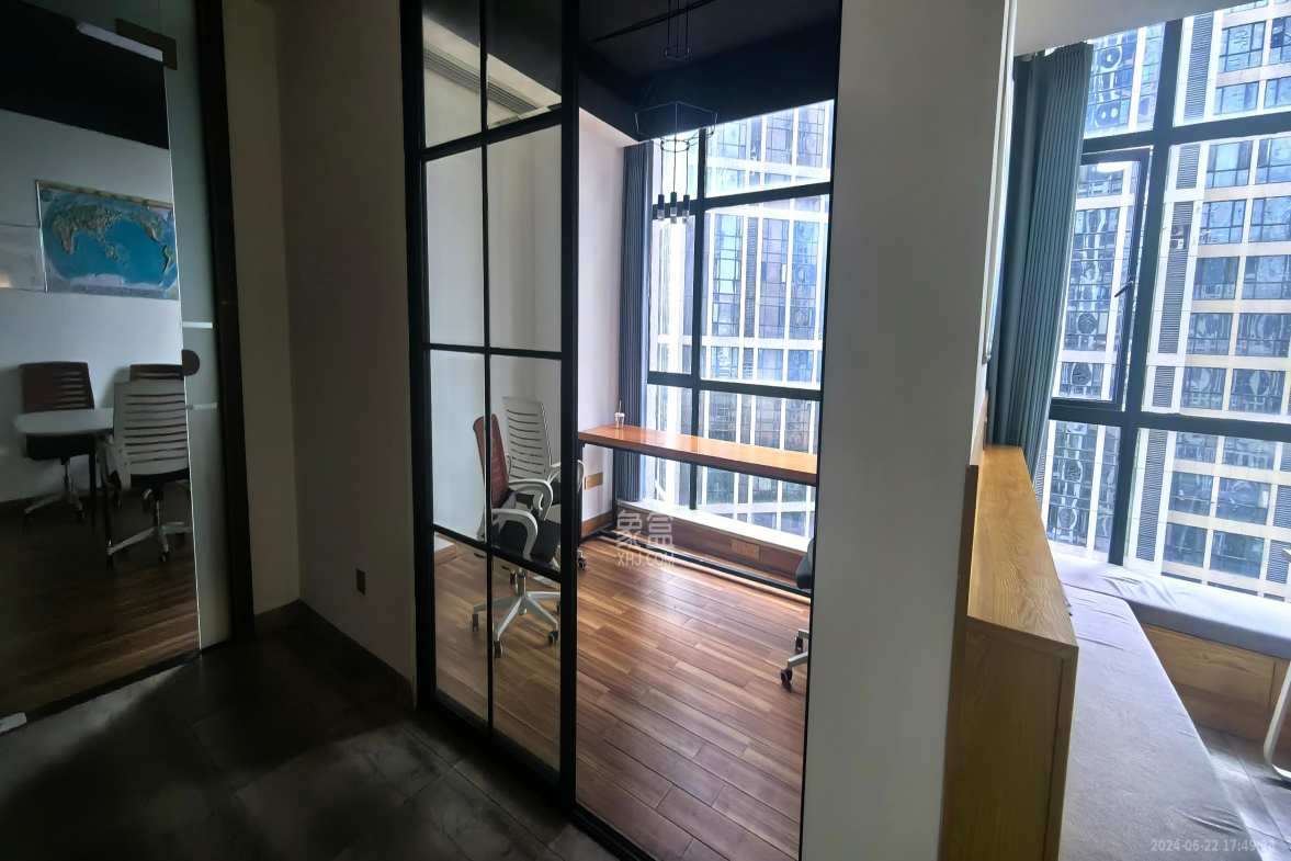 融科东南海  1室1厅1卫    12000.0元/月室内图