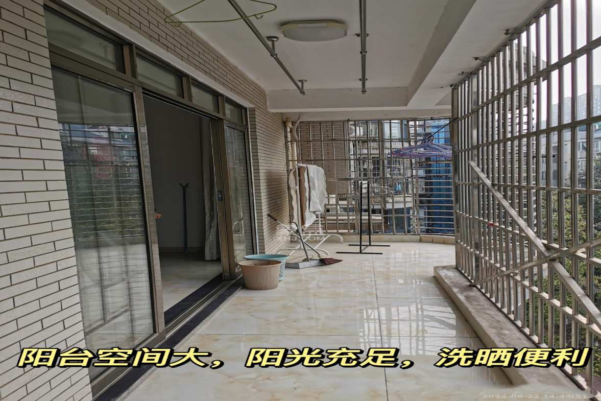 白沙世纪佳园  4室2厅2卫   3000.00元/月室内图