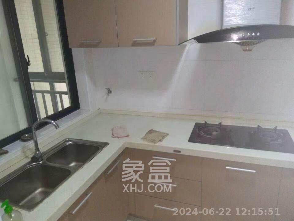 钰龙天下一期  3室2厅1卫   2500.00元/月室内图