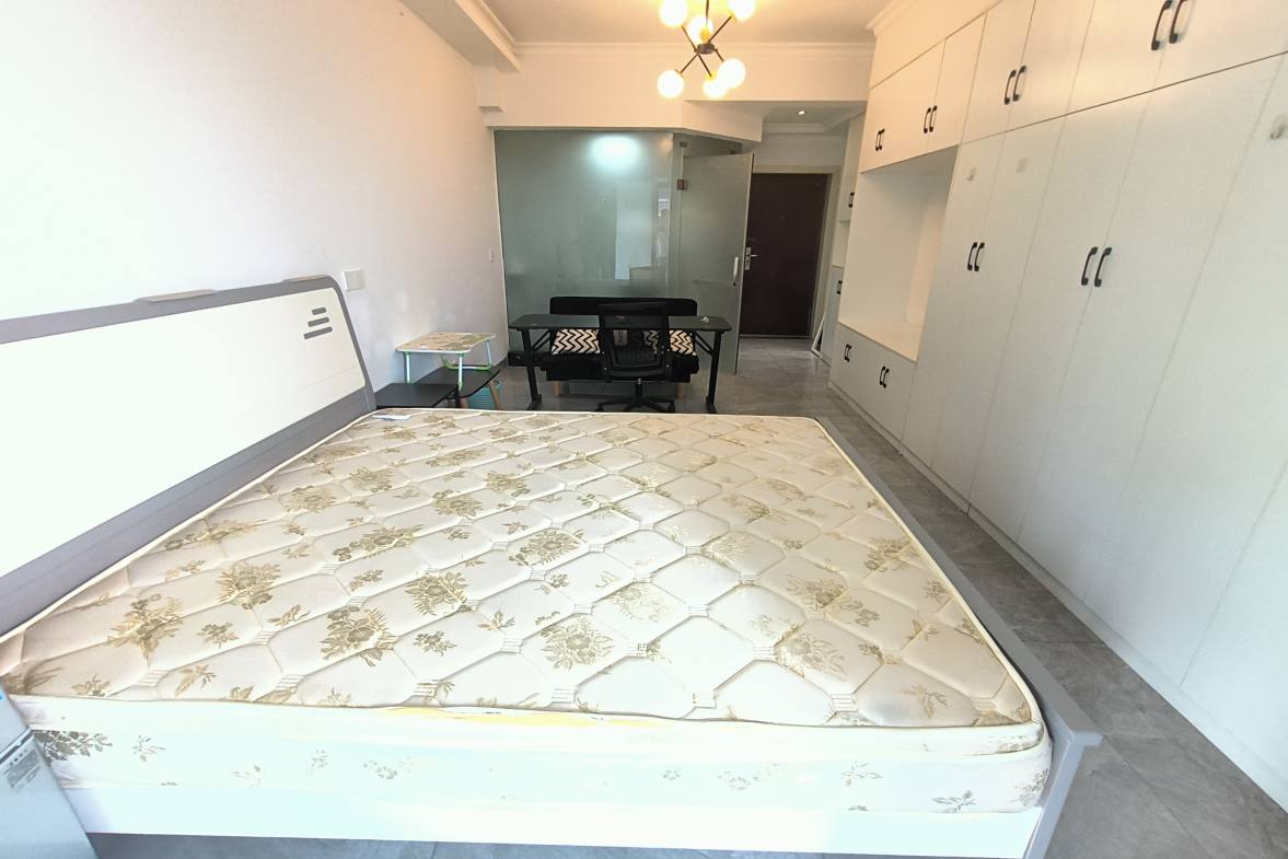金河湾1881  1室1厅1卫   1700.00元/月室内图