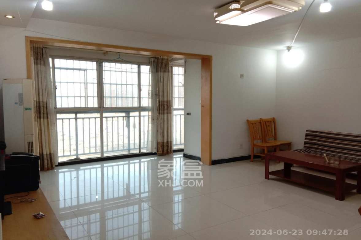 旭日东升  2室2厅1卫    2500.0元/月室内图