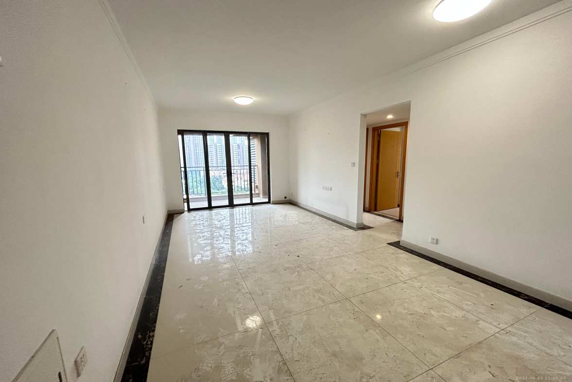 珠江郦城公园1号  2室2厅2卫    2300.0元/月室内图1