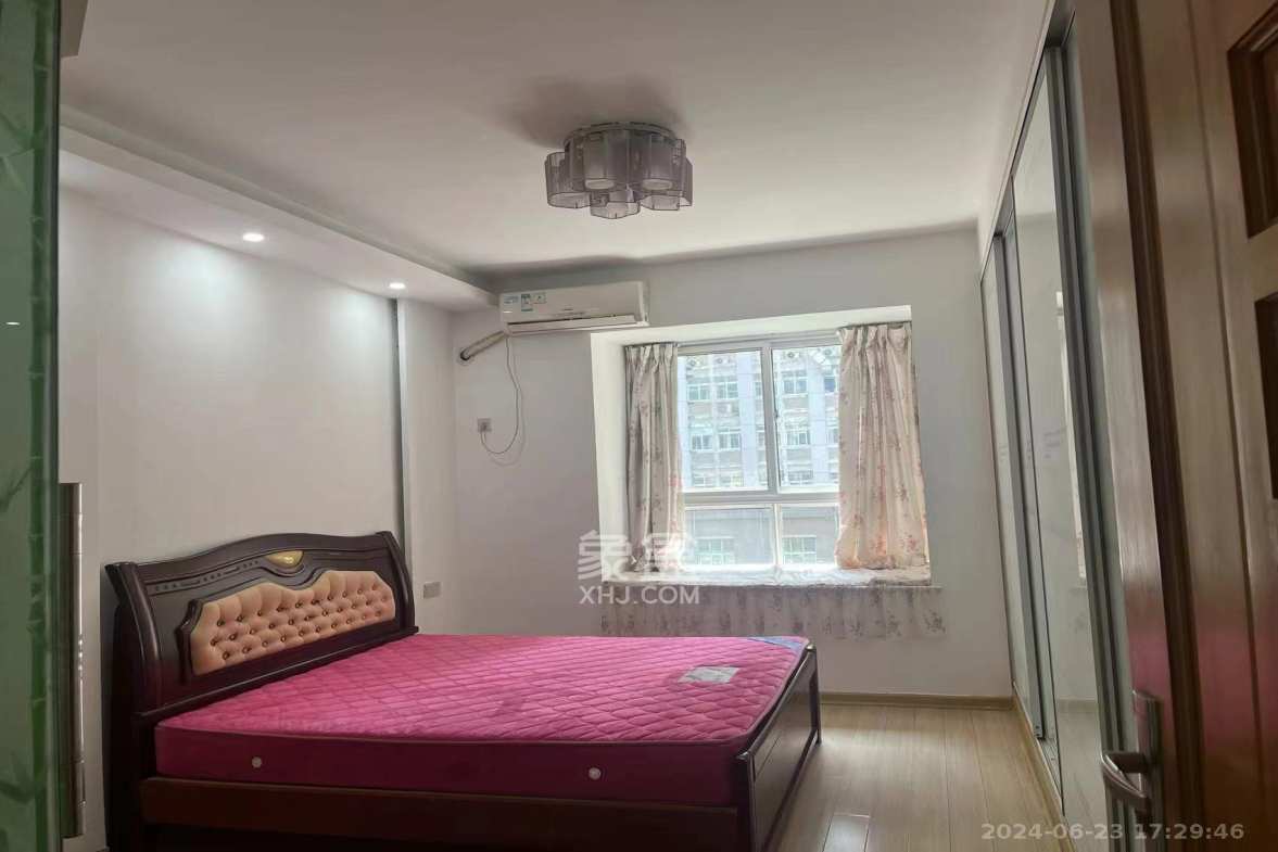 嘉盛华庭(一期、二期、三期) 3室2厅1卫 2700.0元/月 嘉盛华庭(一期、二期、三期) 3室2厅1卫 2700.0元/月室内图