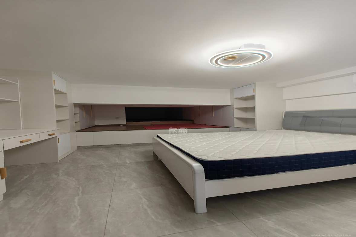 信诚湘江揽月(至善美景大厦) 2室1厅2卫 1900.0元/月 信诚湘江揽月(至善美景大厦) 2室1厅2卫 1900.0元/月室内图