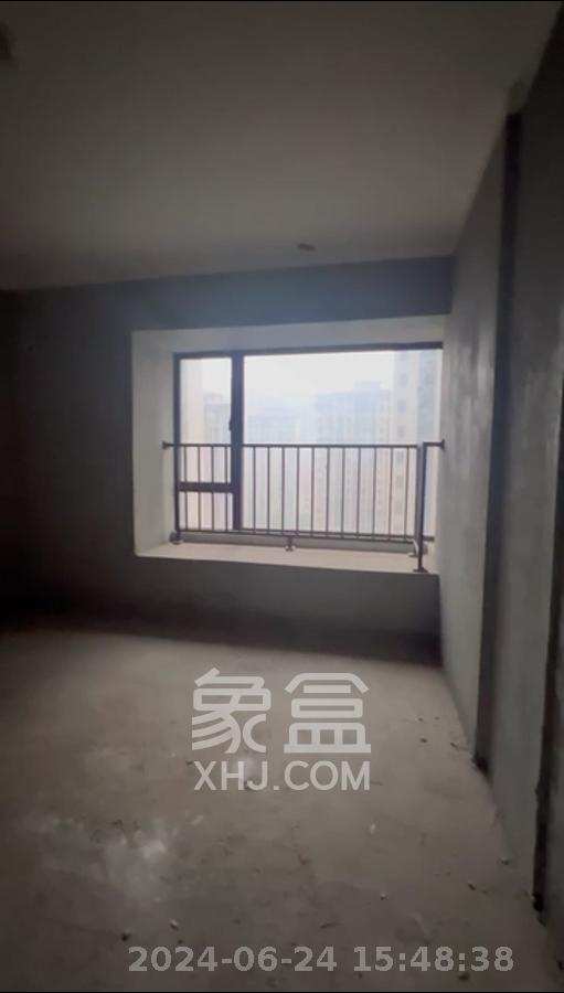 长房明宸府  4室2厅2卫   2200.00元/月室内图