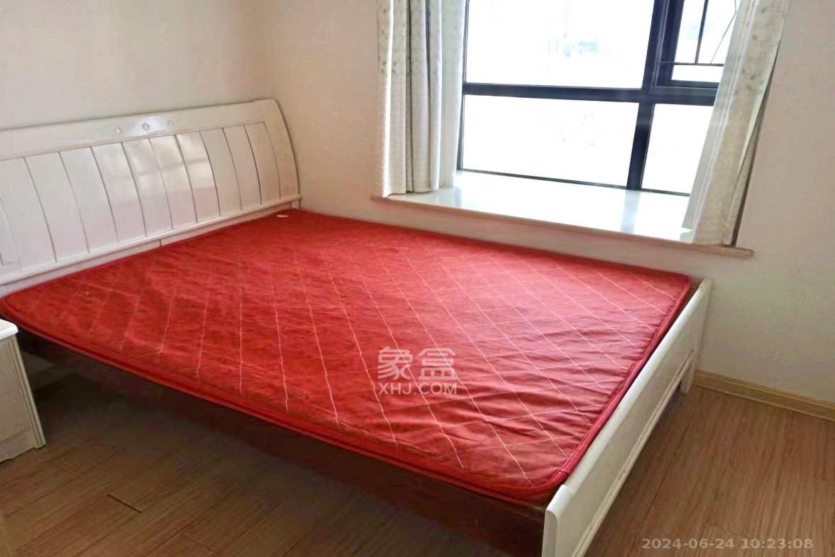 莱茵城  3室2厅1卫   2400.00元/月室内图