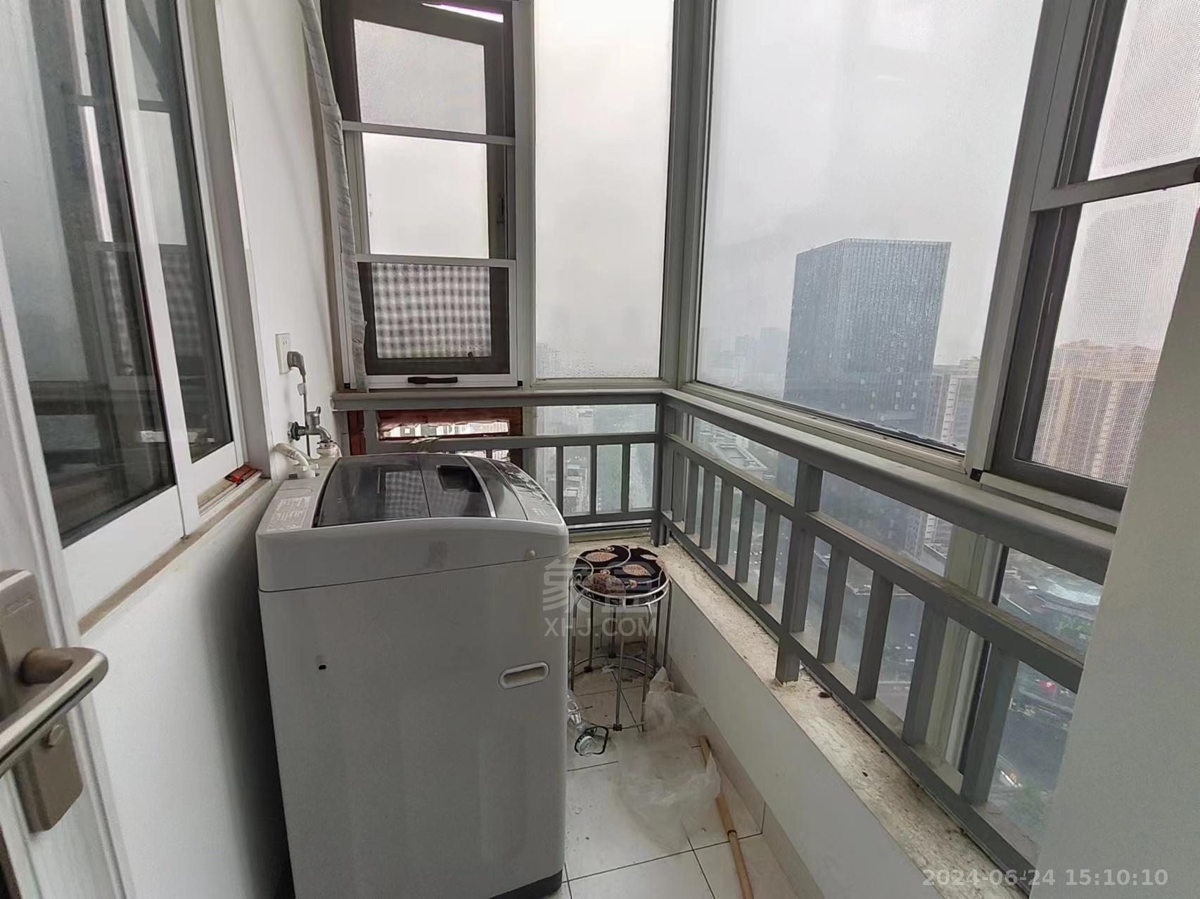 庐山一号  1室1厅1卫    1000.0元/月