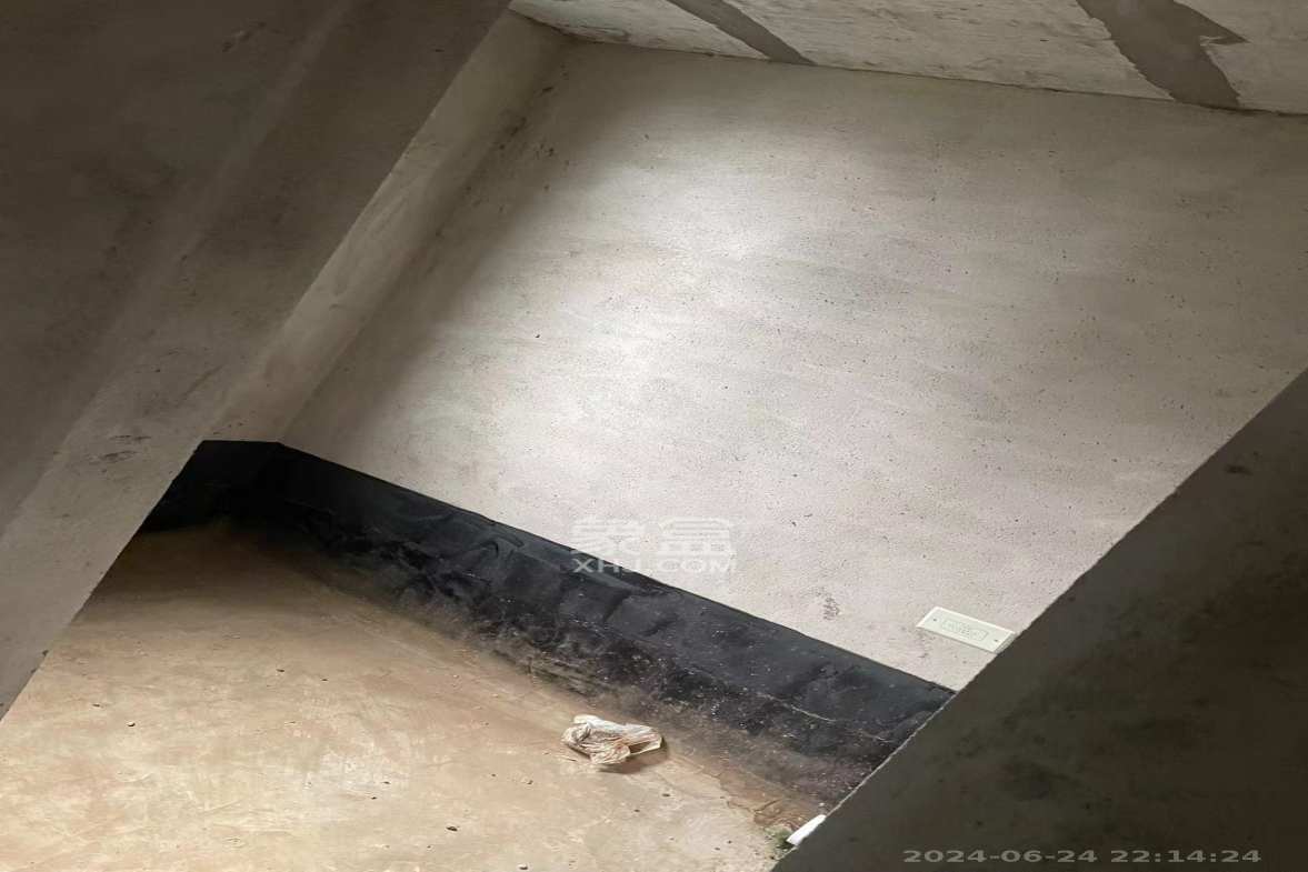 西湖鸿运佳苑 3室2厅2卫 1000.0元/月 西湖鸿运佳苑 3室2厅2卫 1000.0元/月室内图