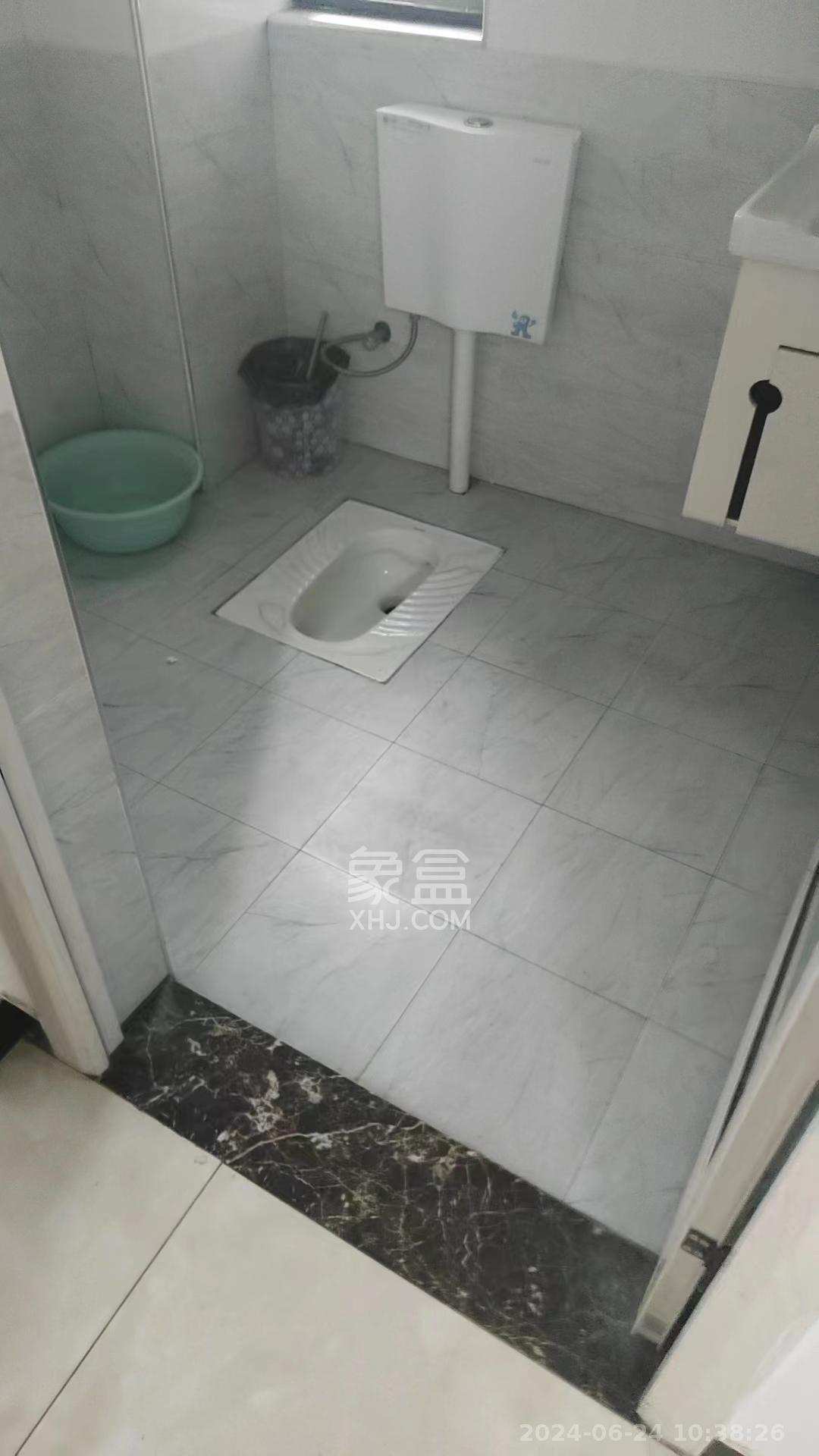 碧桂园公园壹号（凯怡茗苑）  1室2厅1卫    1500.0元/月室内图