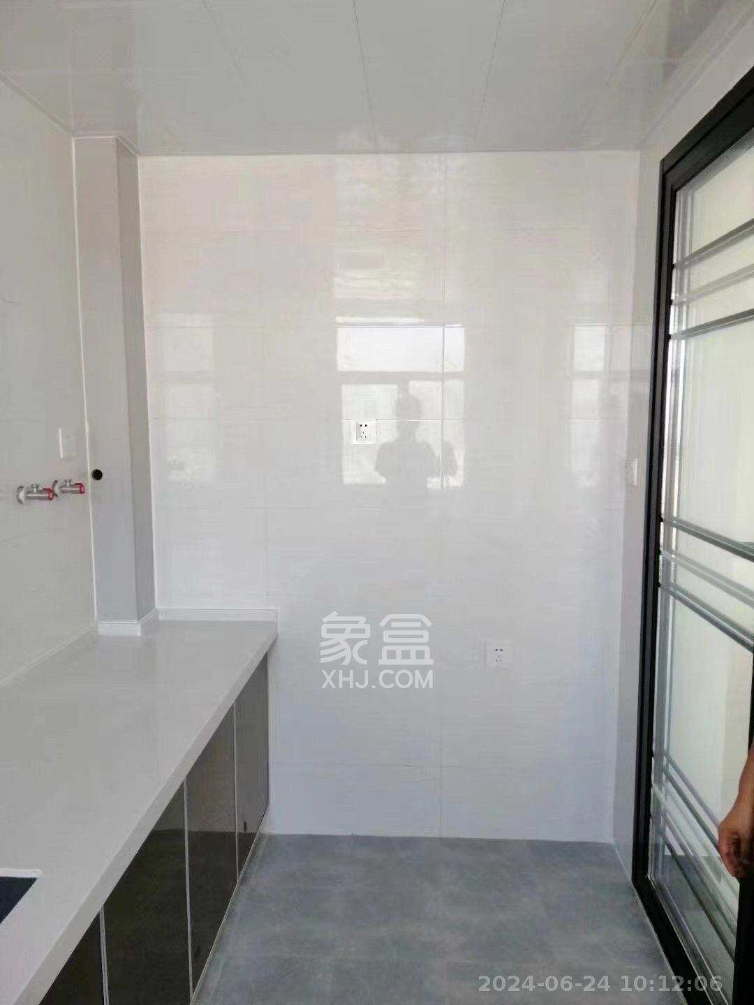 长永佳苑  3室2厅2卫   1800.00元/月室内图