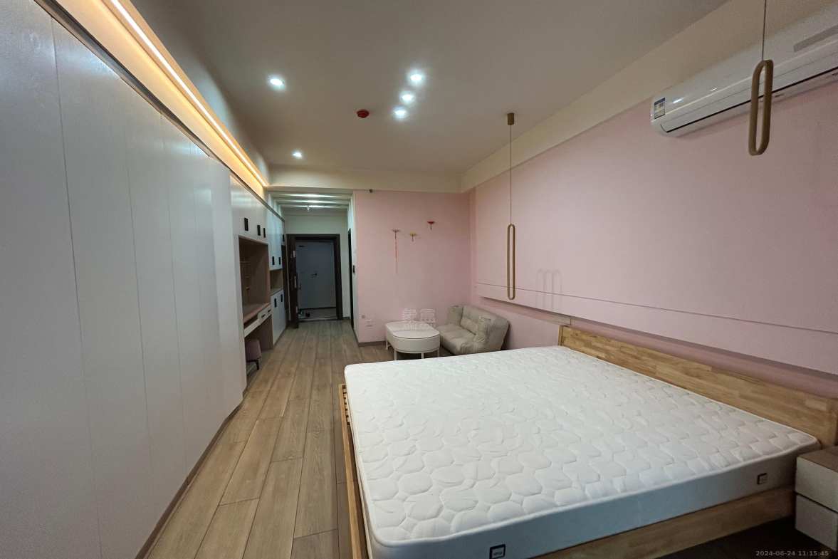 中泰财富湘江  1室1厅1卫   1600.00元/月室内图