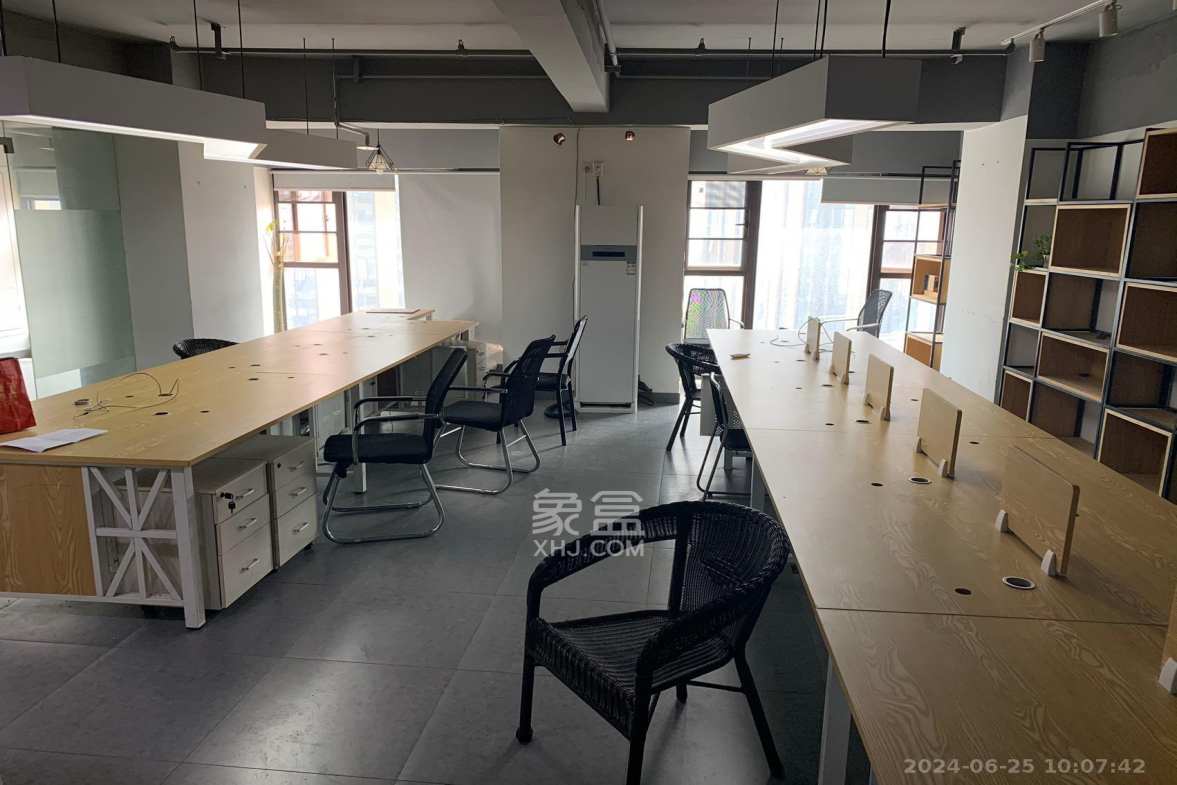 高升时代广场（冠铭商务中心）  3室0厅0卫   5500.00元/月室内图