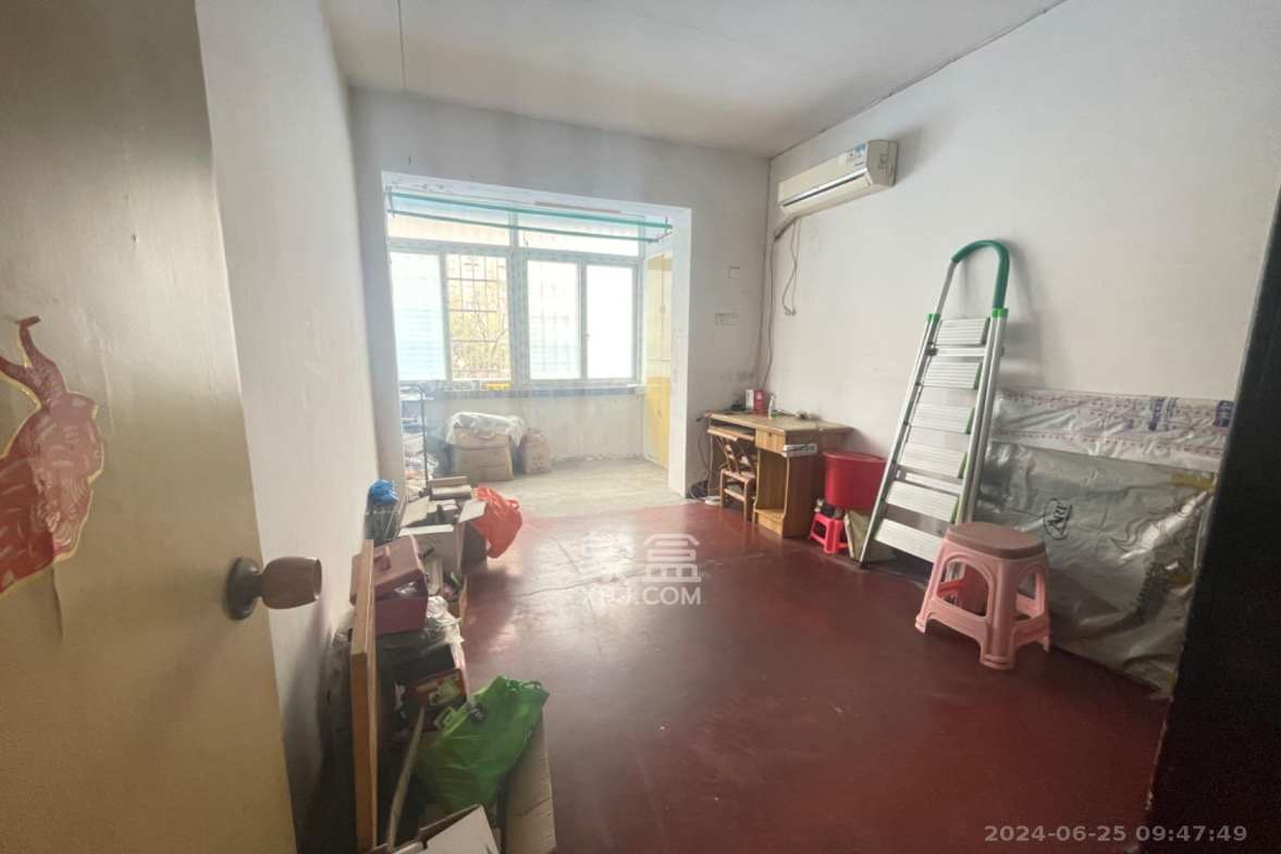 三湘小区  2室2厅1卫   1300.00元/月室内图1