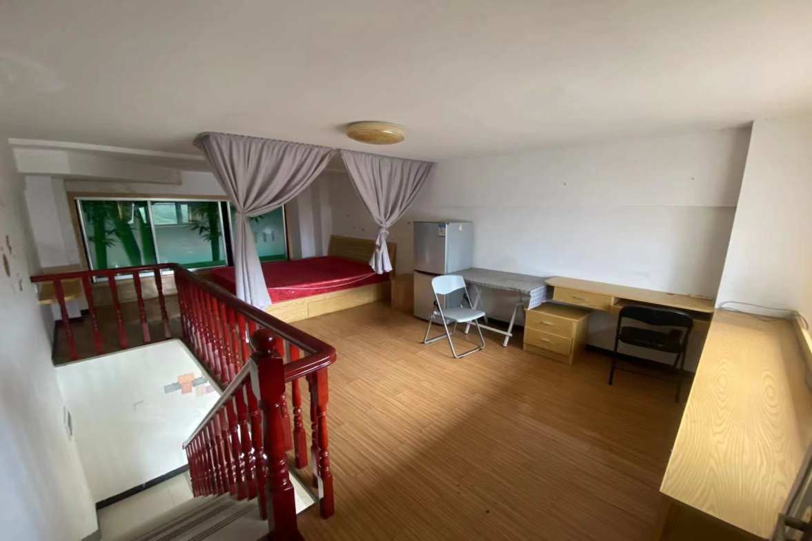 龙泰上品  1室1厅1卫    1000.0元/月室内图