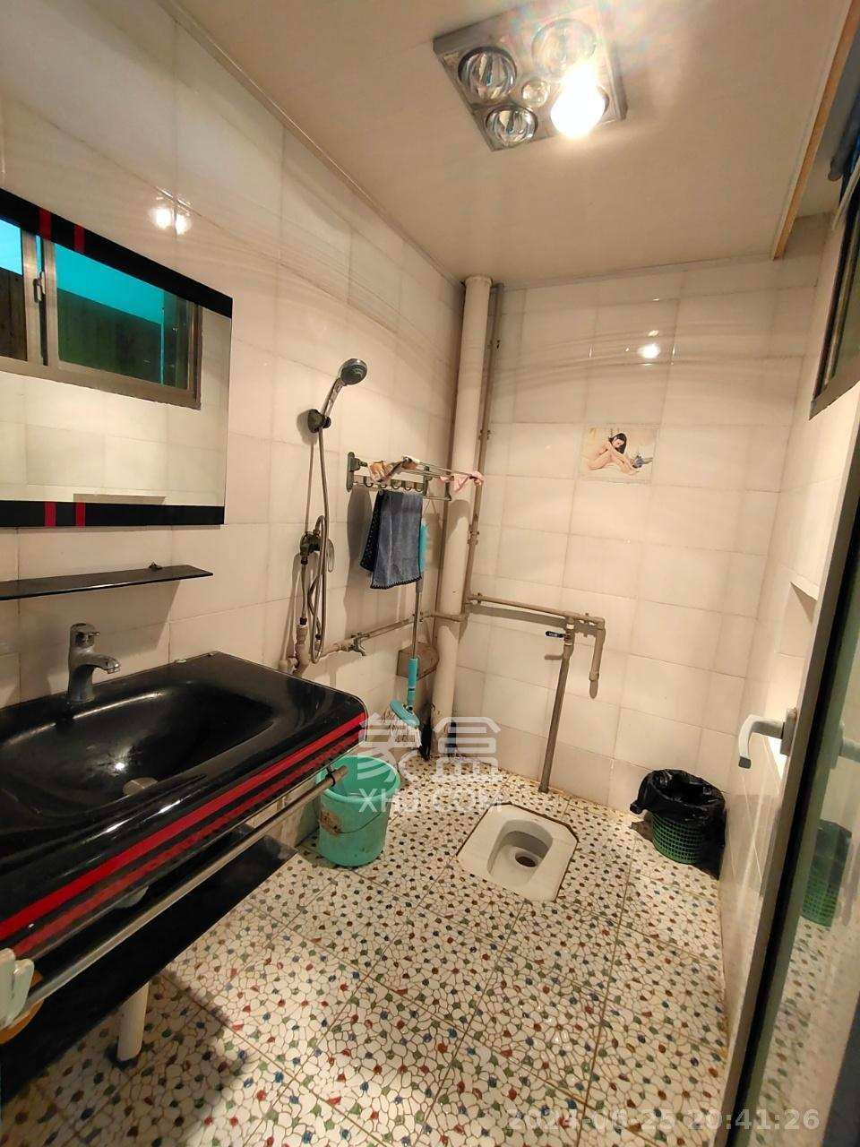 鸭婆塘小区  3室2厅1卫   1500.00元/月室内图