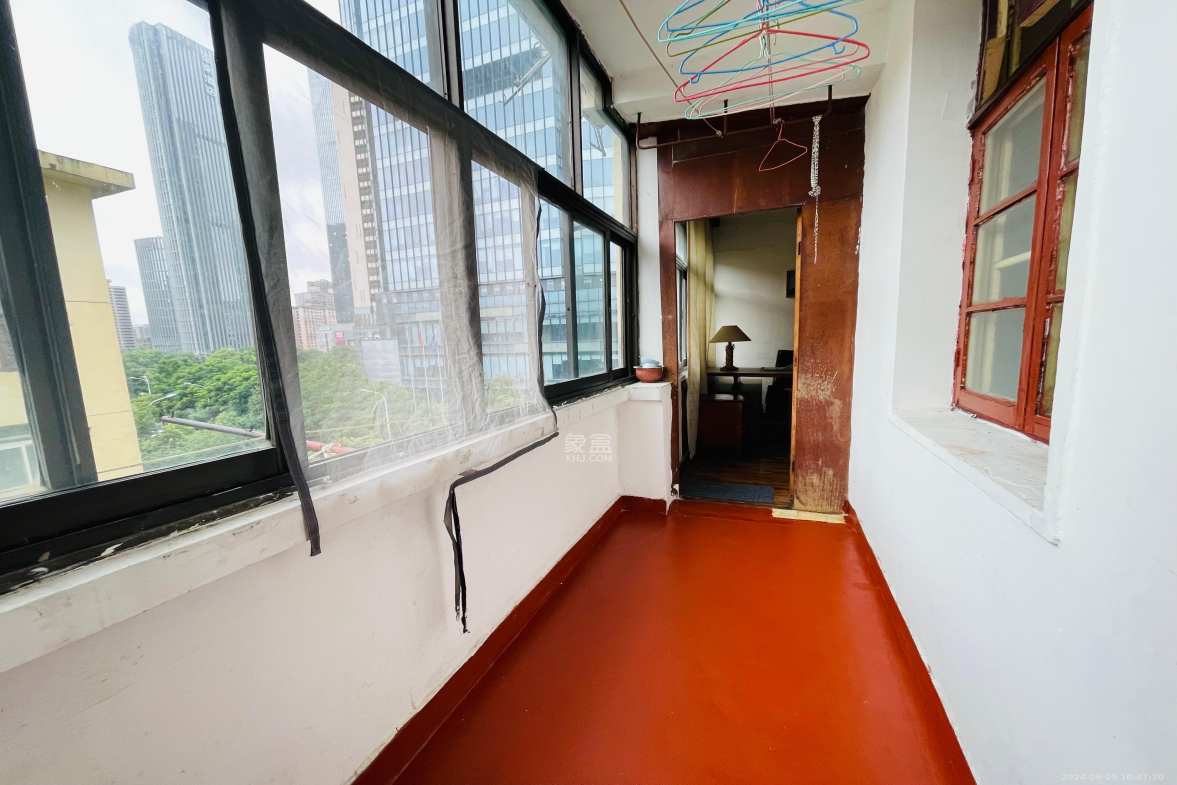 东风路汽电宿舍（东风路三条巷/四条巷）  3室1厅1卫    2200.0元/月室内图