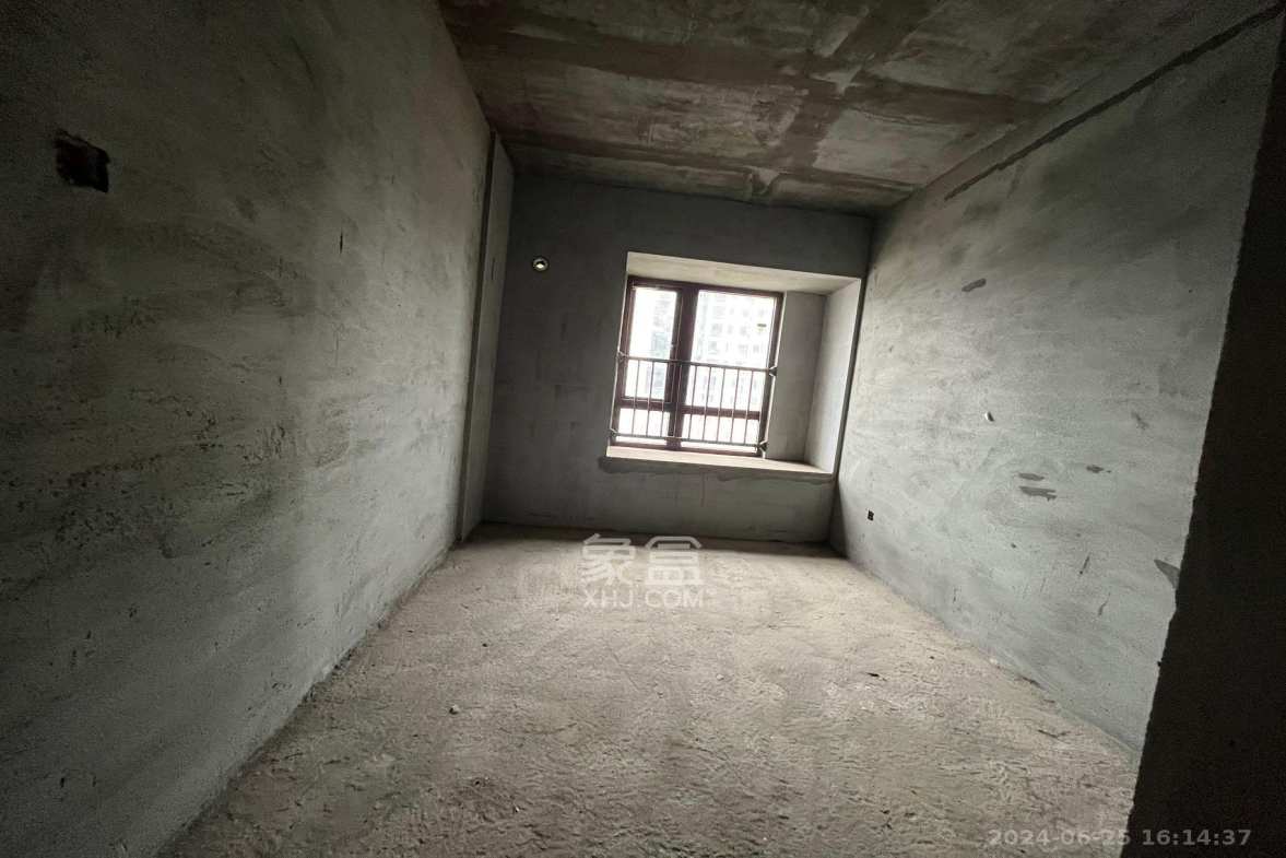 星湖湾一期高层 3室2厅1卫 1000.0元/月 星湖湾一期高层 3室2厅1卫 1000.0元/月室内图