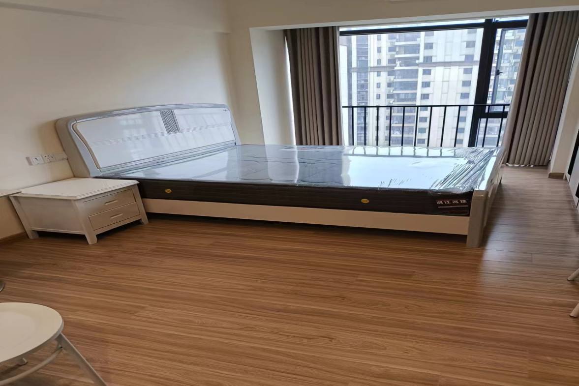 碧桂园壹中心  1室1厅1卫   1500.00元/月室内图