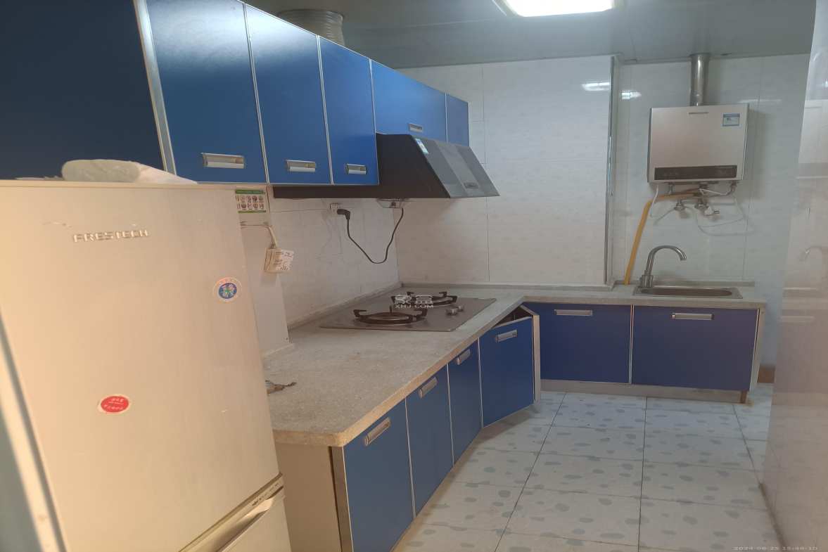 红星国际星城 1室1厅1卫 1500.0元/月 红星国际星城 1室1厅1卫 1500.0元/月室内图