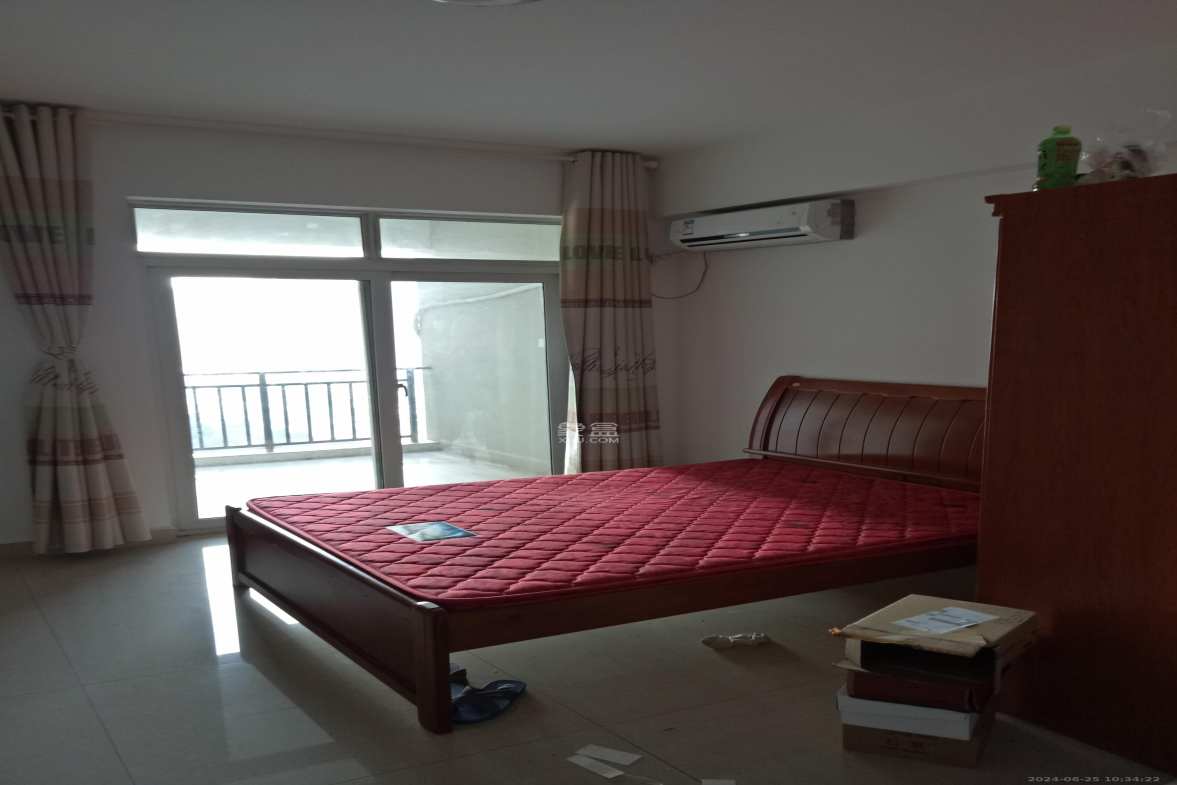 中房F联邦  3室2厅2卫    2400.0元/月 中房F联邦  3室2厅2卫    2400.0元/月室内图