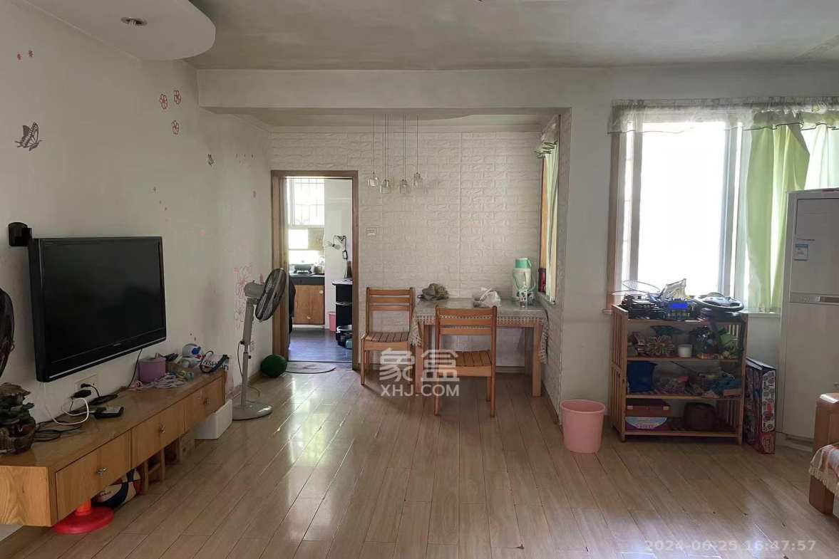 东园村  3室1厅2卫   32.80万室内图
