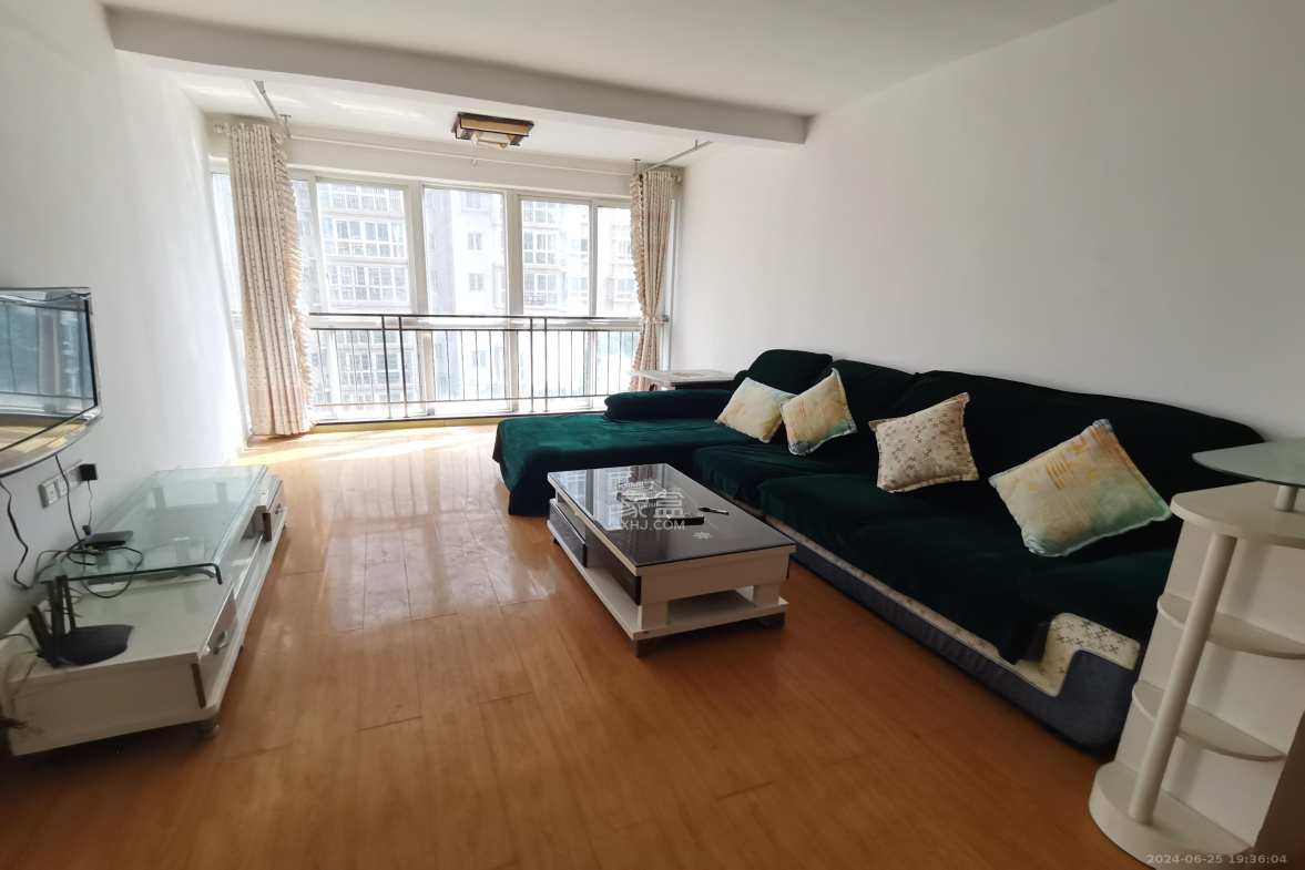 鑫天山城明珠  2室2厅1卫    1200.0元/月 鑫天山城明珠  2室2厅1卫    1200.0元/月室内图1