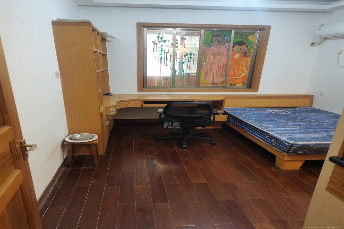 三湘小区  3室2厅2卫   1800.00元/月室内图