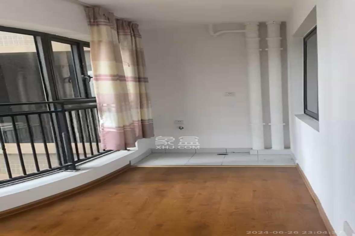 华菱新城地标 2室2厅2卫 2200.0元/月 华菱新城地标 2室2厅2卫 2200.0元/月室内图